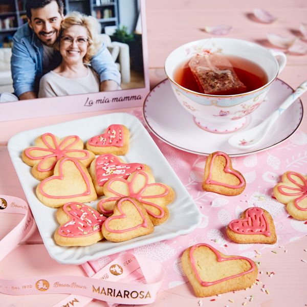 Biscotti con glassa rosa