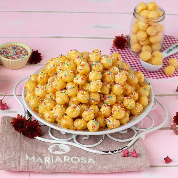 Struffoli con mini Bignè