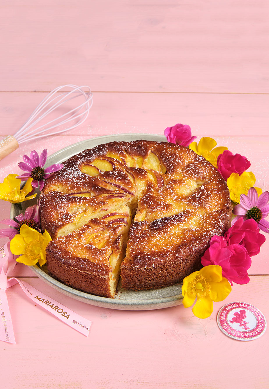 Torta soffice alle pesche