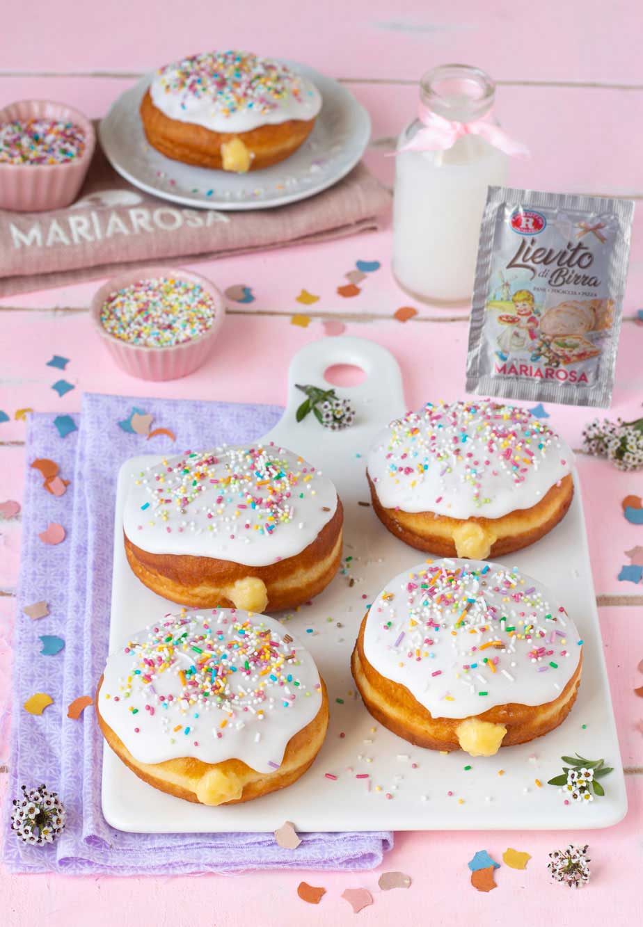 Bomboloni con glassa allo zucchero