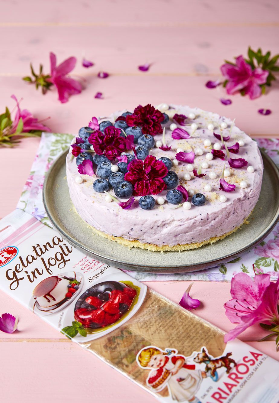 Cheesecake con mousse di mirtilli